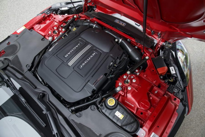 Jaguar F-Type Coupe V6 S manual