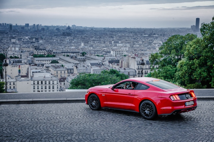 Ford Mustang V8 Coupe