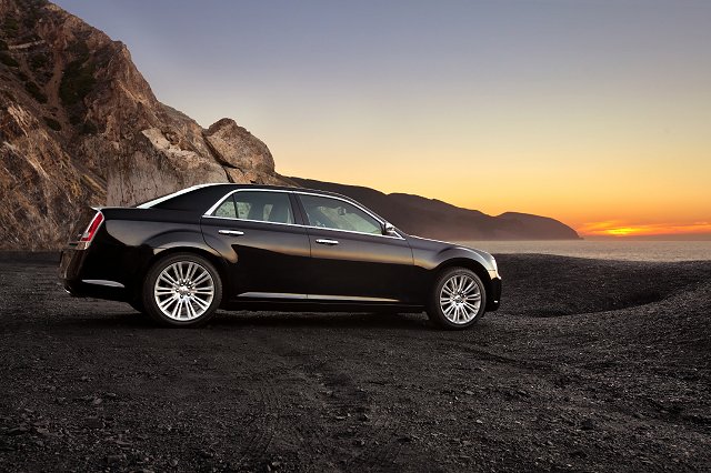 Chrysler 300C boasts new look