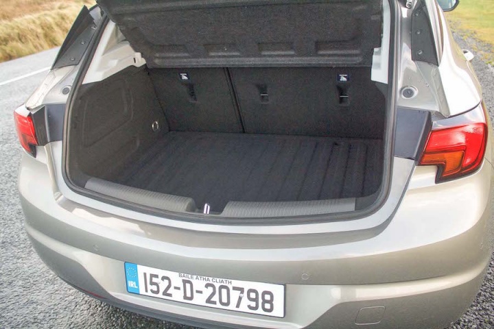 Opel Astra 1.6 CDTi
