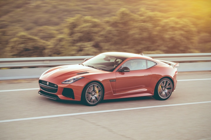 Jaguar F-Type SVR