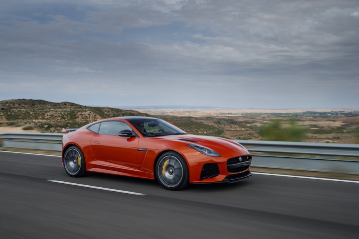 Jaguar F-Type SVR