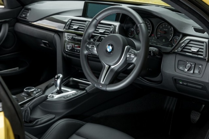 BMW M4 Coupe vs. Jaguar F-Type Coupe comparison