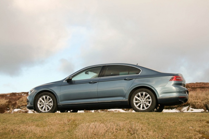 Twin test: Ford Mondeo vs. Volkswagen Passat