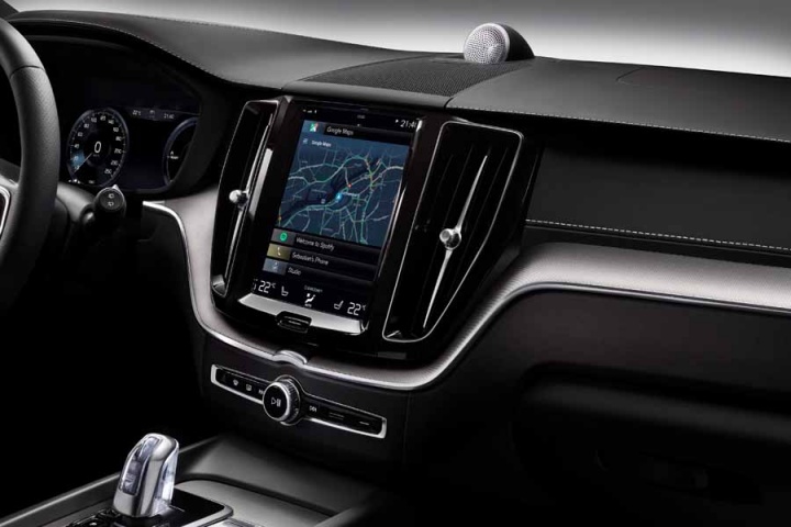 Google and Volvo collaborate on car tech