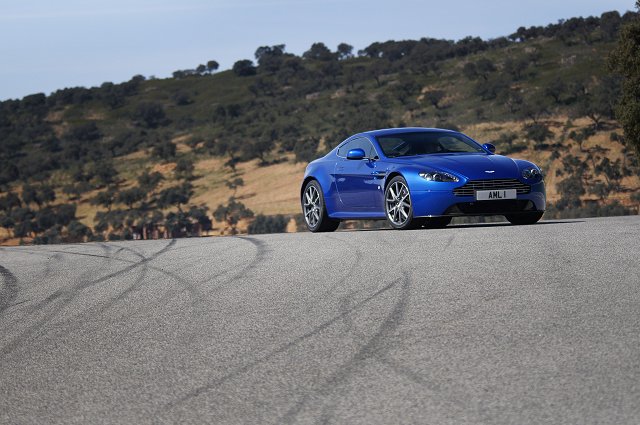 Aston Martin V8 Vantage S