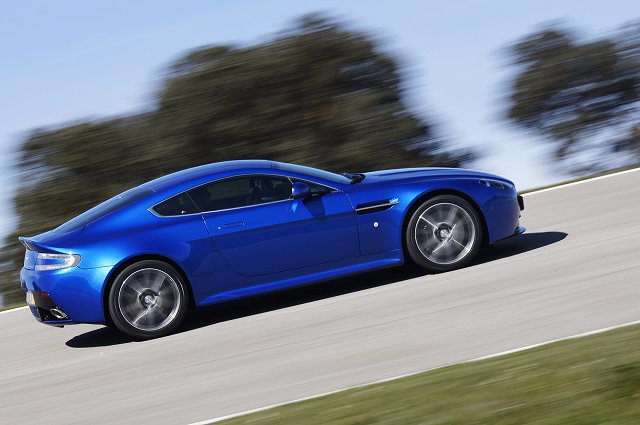 Aston Martin V8 Vantage S