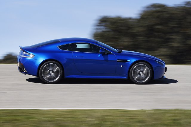 Aston Martin V8 Vantage S