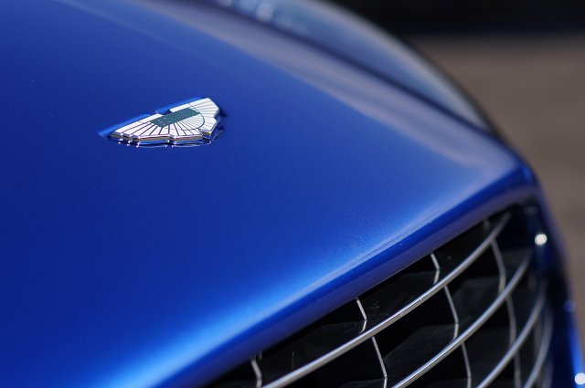 Aston Martin V8 Vantage S