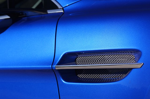 Aston Martin V8 Vantage S