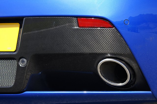Aston Martin V8 Vantage S