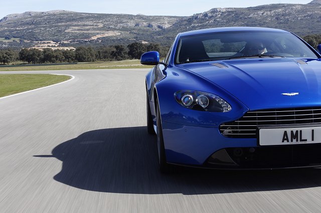 Aston Martin V8 Vantage S