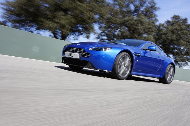 Aston Martin V8 Vantage S