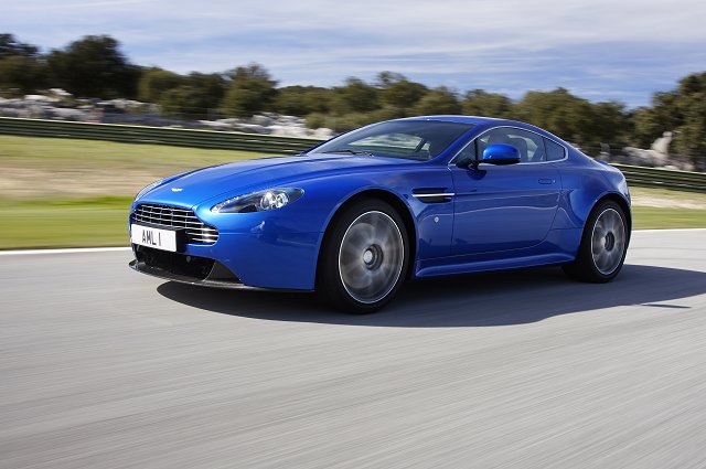 Aston Martin V8 Vantage S