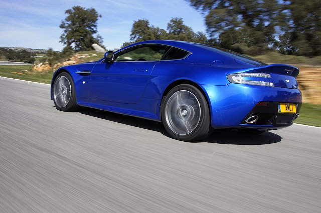 Aston Martin V8 Vantage S