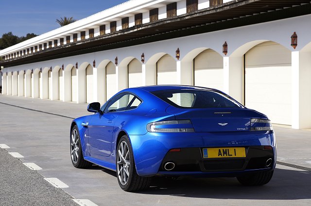 Aston Martin V8 Vantage S