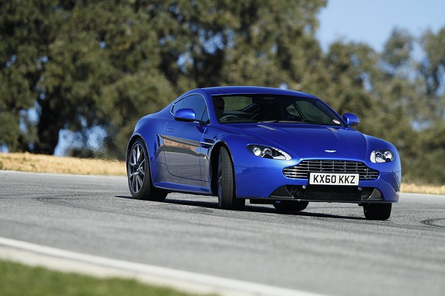 Aston Martin V8 Vantage S