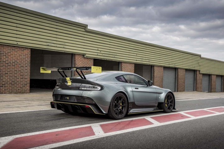 Aston Martin AMR Pro Vantage