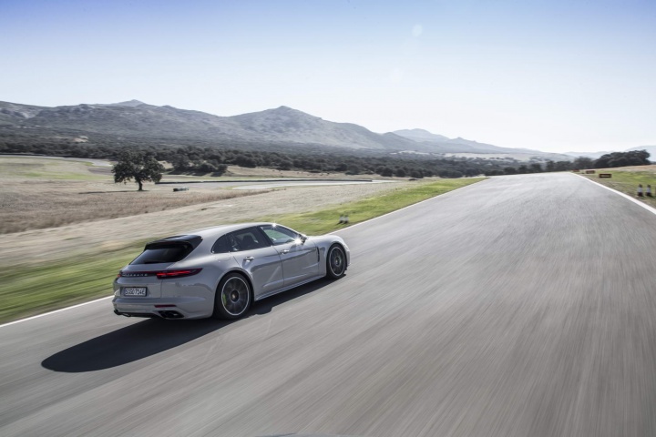 Porsche Panamera Turbo S E-Hybrid Sport Turismo