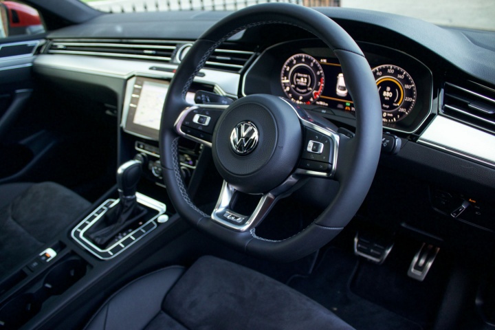 Volkswagen Arteon 2.0 TSI petrol 190