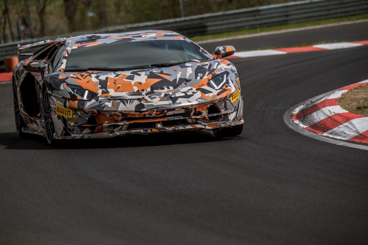 Lamborghini snatches Nürburgring record