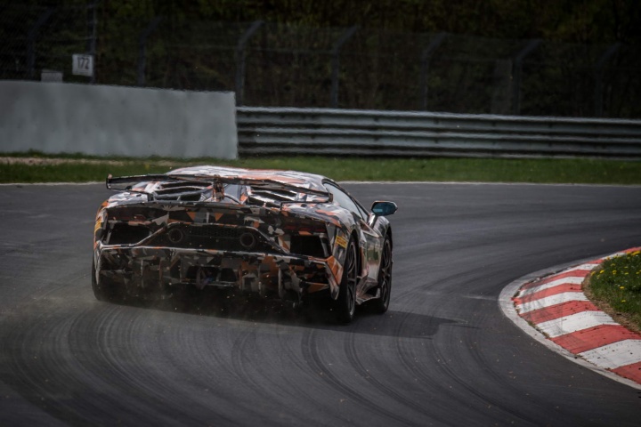 Lamborghini snatches Nürburgring record