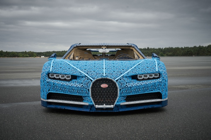 Lego builds full-size Chiron Technic model