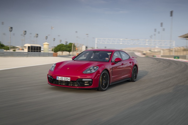 Porsche Panamera GTS (2019)