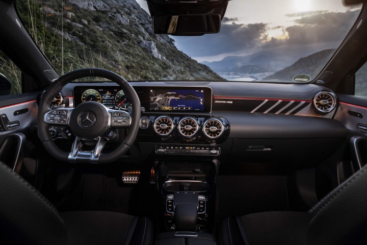 Mercedes-AMG A 35 4Matic (2019)