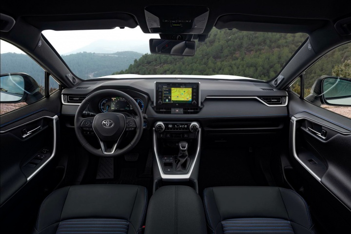 Toyota RAV4 Hybrid AWD-i (2019)