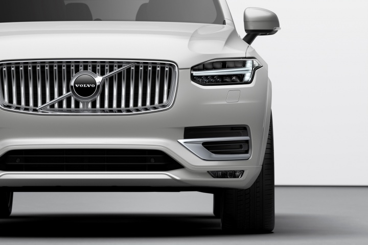 Volvo XC90 refreshed