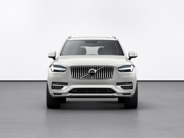 Volvo XC90 refreshed