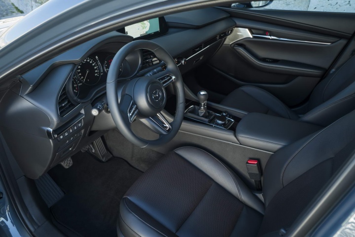 Mazda 3 2.0 SkyActiv-G M-Hybrid (2019)