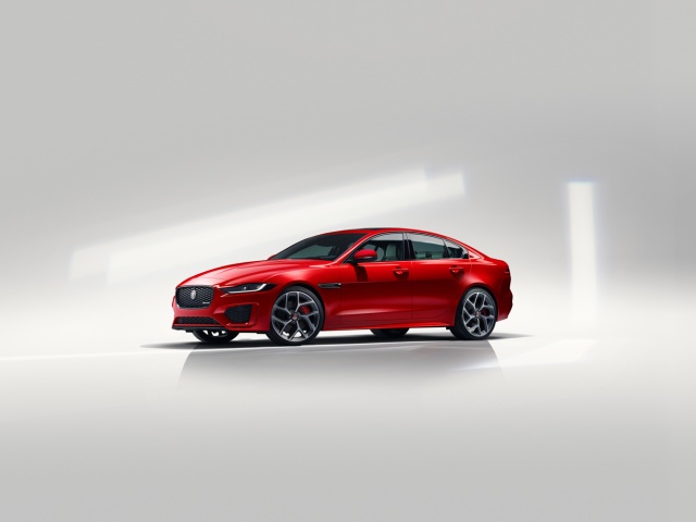 Jaguar XE saloon gets updated