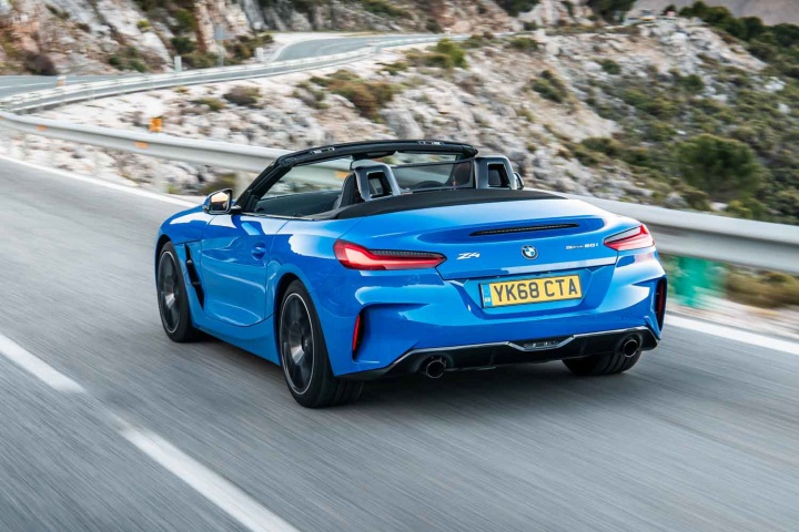 Bmw Z4 Sdrivei Roadster 19 Reviews Complete Car