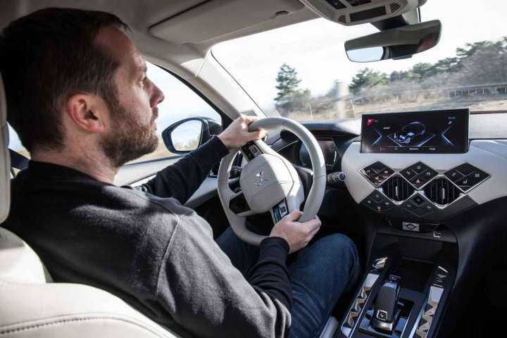 DS 3 Crossback E-Tense prototype (2019)