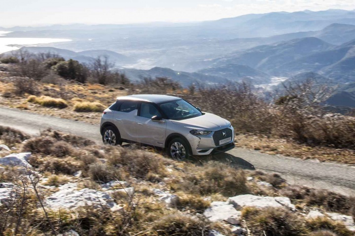 DS 3 Crossback E-Tense prototype (2019)