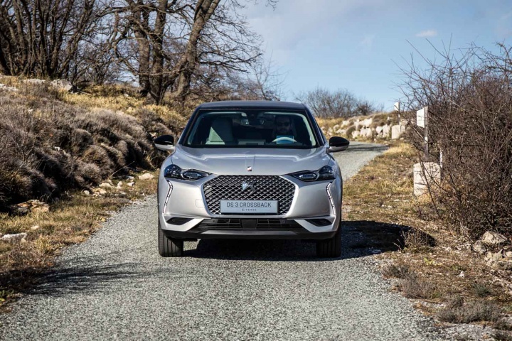 DS 3 Crossback E-Tense prototype (2019)