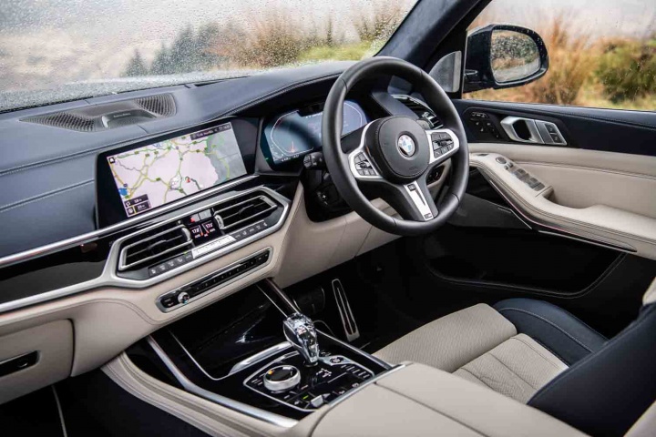 BMW X7 M50d (2019)