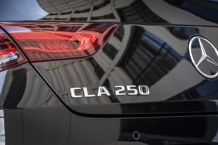 Mercedes-Benz CLA 250 4Matic petrol (2019)