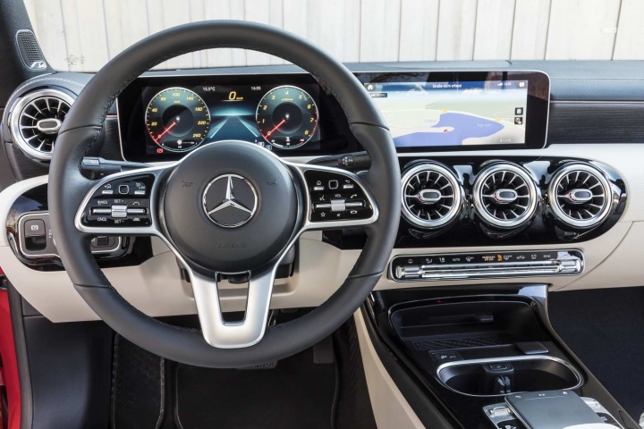 Mercedes-Benz CLA 200 petrol (2019)