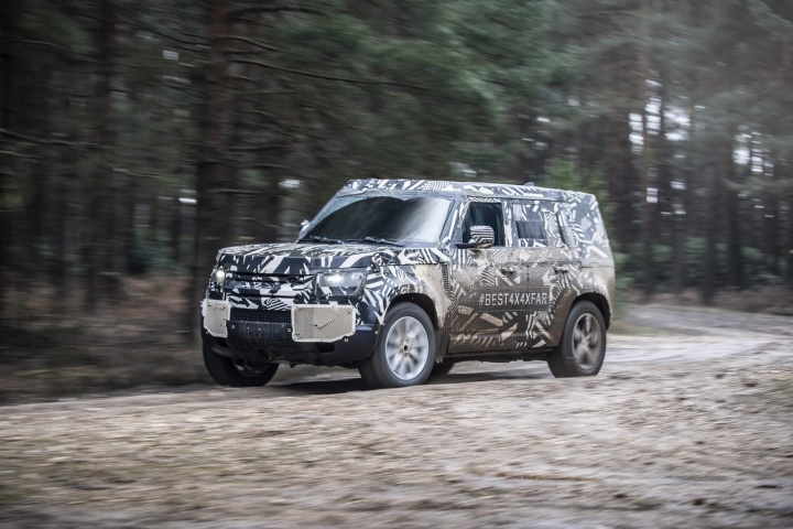 Land Rover teases new Defender