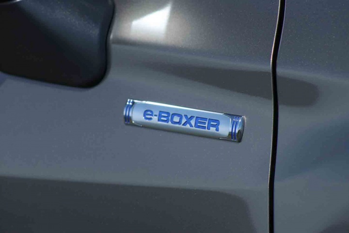 Subaru Forester e-Boxer (2019 pre-production)