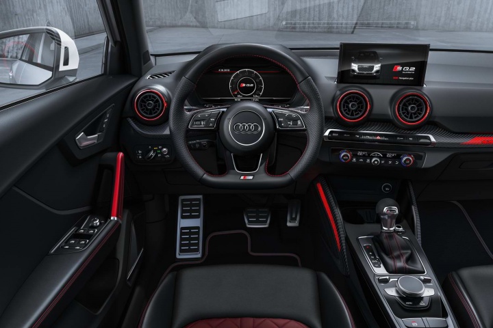Audi SQ2 (2019)