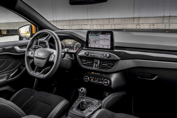Ford Focus ST hatchback (2020)