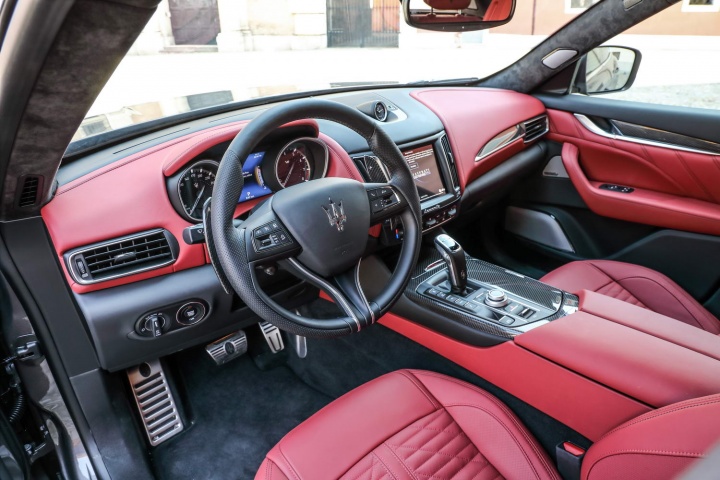Maserati Levante GTS (2020)