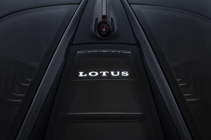 Electric Lotus Evija hypercar debuts