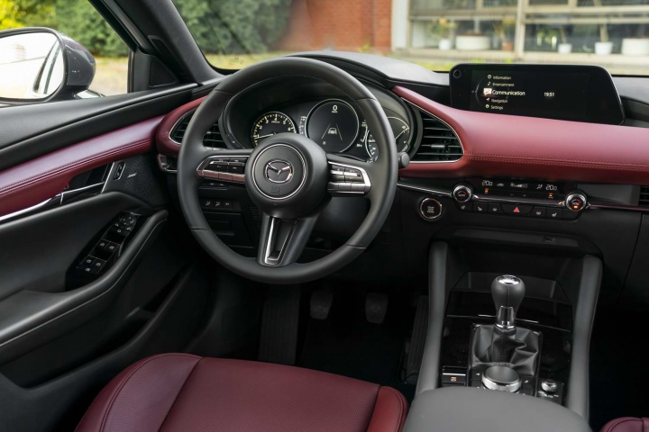 Mazda 3 Skyactiv X 2020 Pre Production Reviews