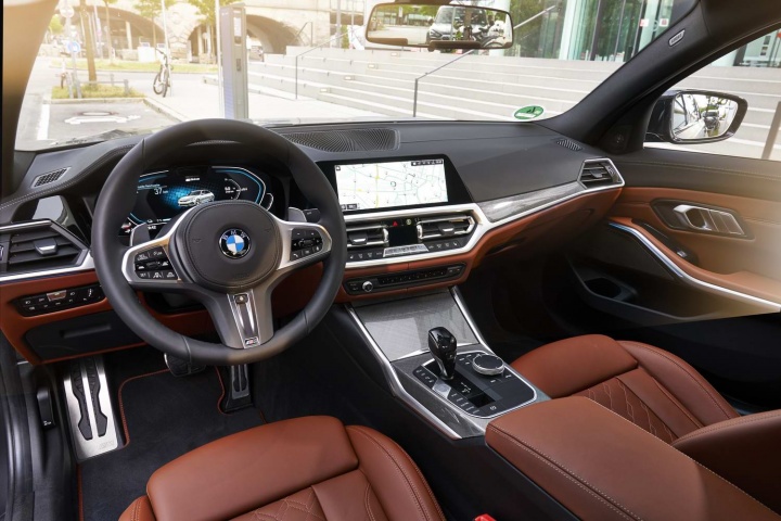 BMW 330e hybrid (2020)