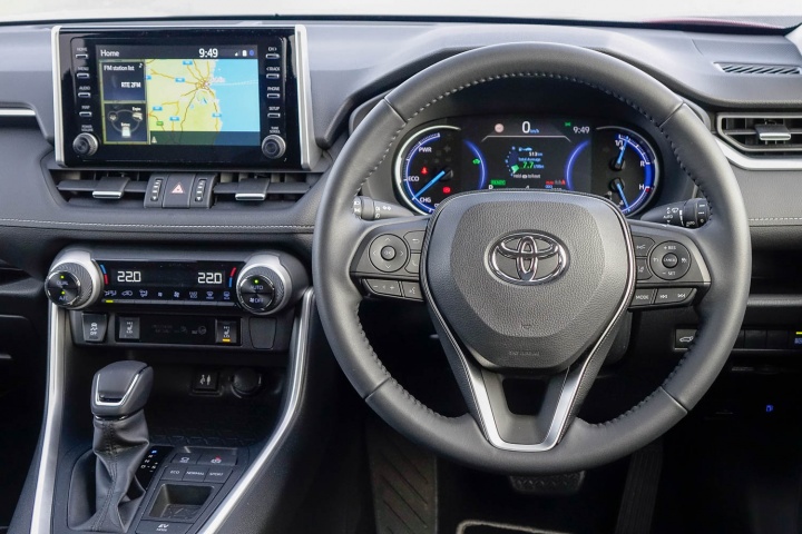 Toyota RAV4 Hybrid 2WD (2019)